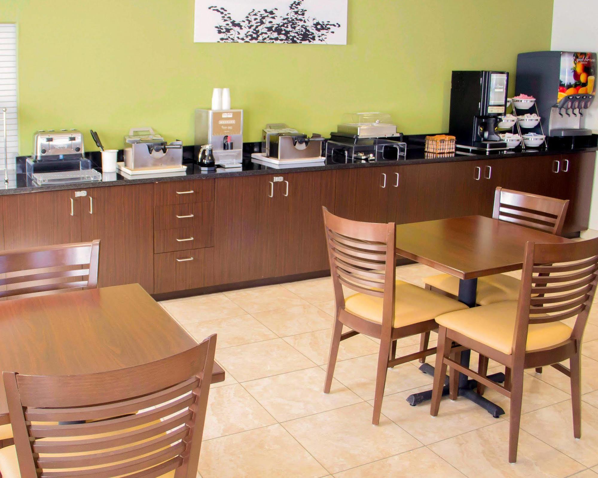 Sleep Inn & Suites Harrisonburg Near University Extérieur photo